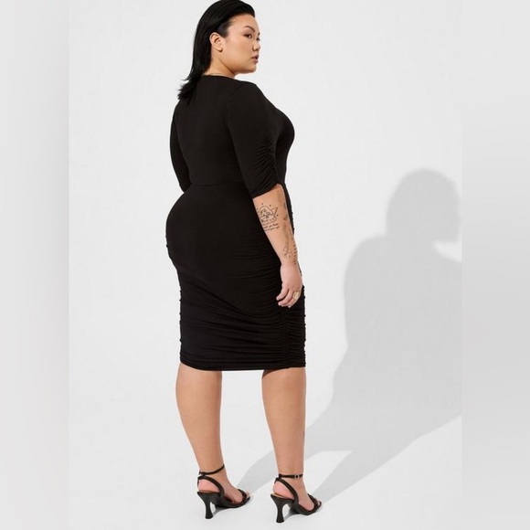 Torrid Mini Super Soft Elbow Sleeve Black Bodycon Dress Size 2x - Picture 2 of 14
